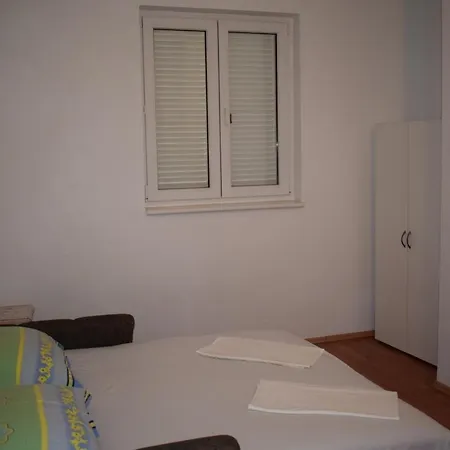 Apartments Loina Novalja Exterior foto