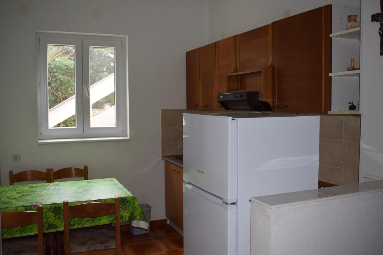 Loina Apartment Novalja